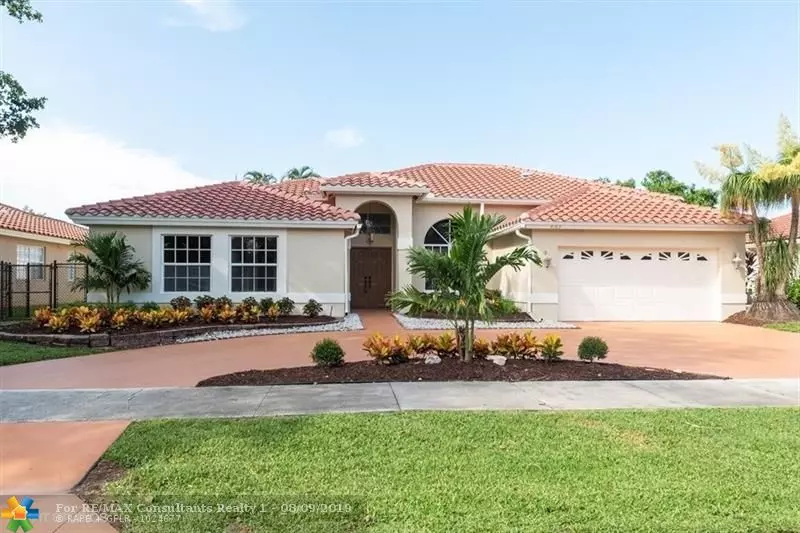 4163 NW 54th St, Coconut Creek, FL 33073