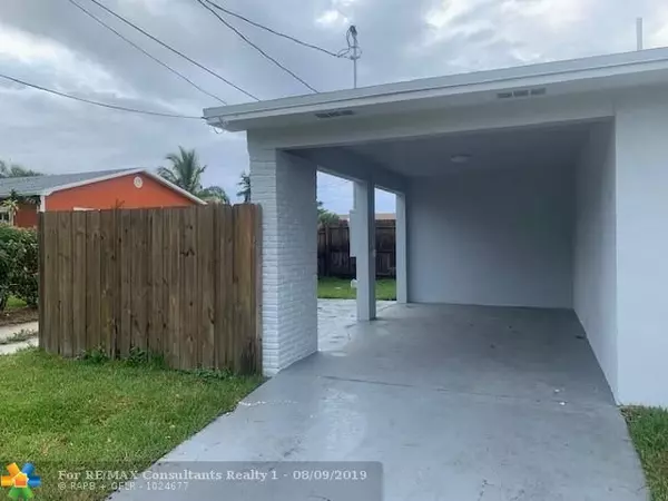 Lake Worth, FL 33460,1402 N D St