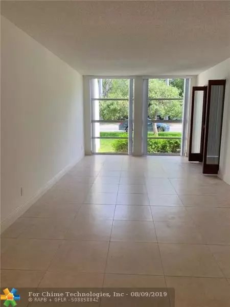 Hallandale, FL 33009,2000 Atlantic Shores Blvd  #107