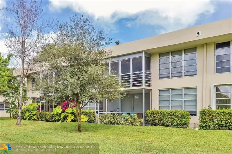 907 Cypress Ter  #202, Pompano Beach, FL 33069