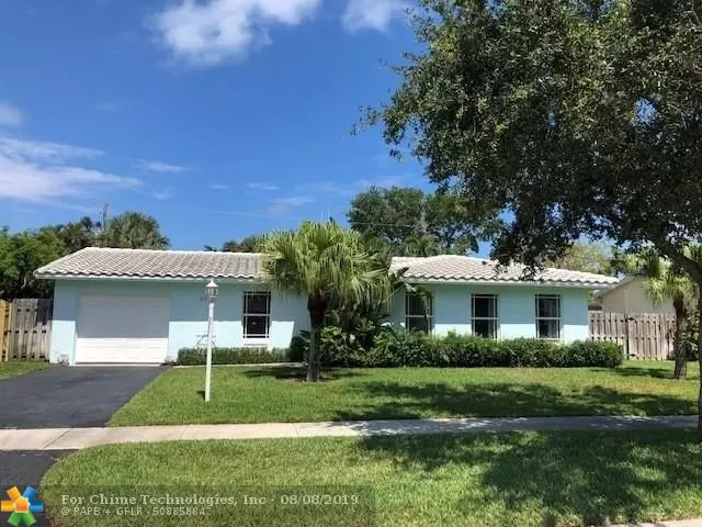 4930 NE 22nd Ave, Lighthouse Point, FL 33064