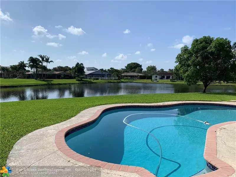 739 NW 83rd Dr, Coral Springs, FL 33071