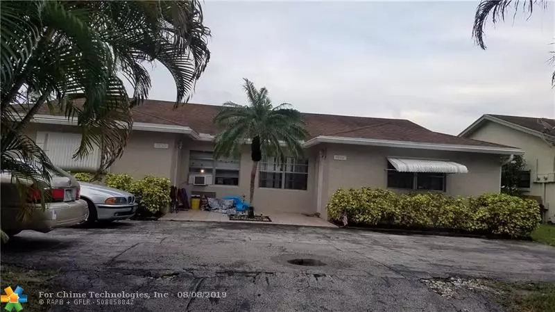 7648-7650 NW 73rd Ter, Tamarac, FL 33321