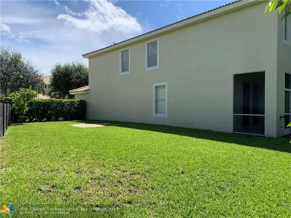 Boynton Beach, FL 33472,9932 Lago Dr  #9932