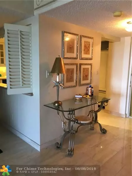 Pompano Beach, FL 33062,701 N Riverside Dr  #702