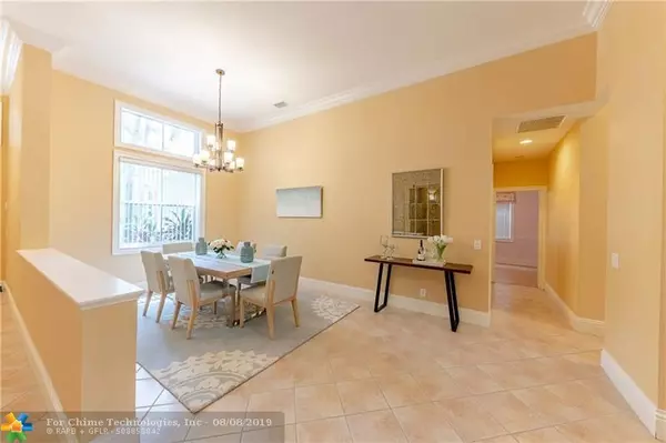 Weston, FL 33331,3834 Crestwood Cir