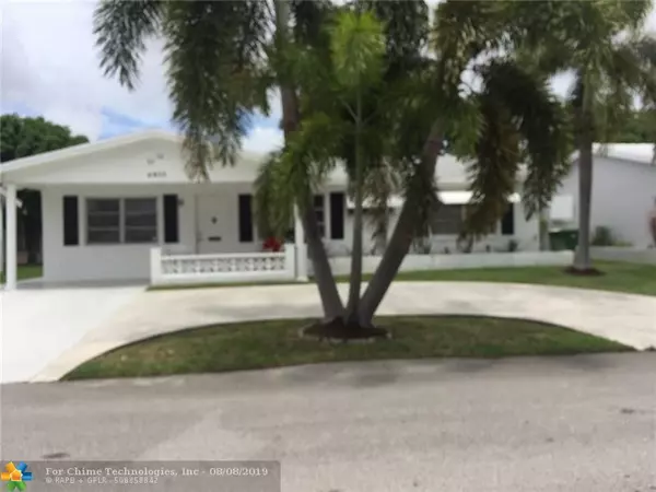 4907 NW 52nd St, Tamarac, FL 33319