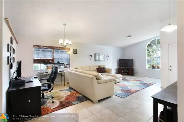 Coral Springs, FL 33067,5470 Pine Cir