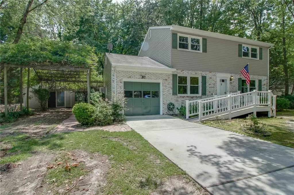 Seaford, VA 23696,106 Evergreen CIR