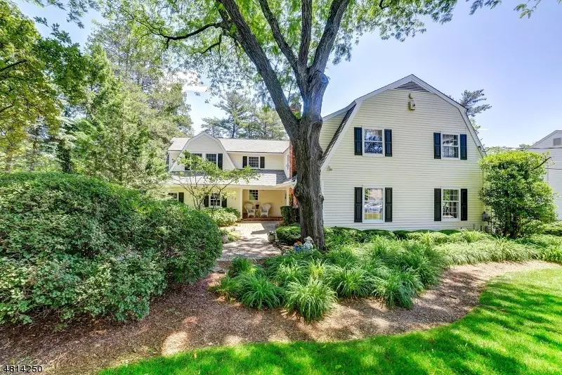 Ridgewood Village, NJ 07450,517 HIGHLAND AVE