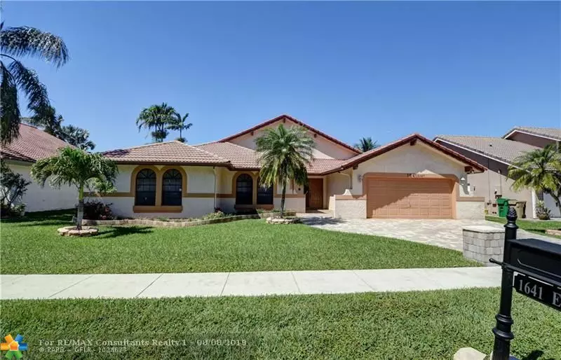 Davie, FL 33324,1641 E Oak Knoll Cir