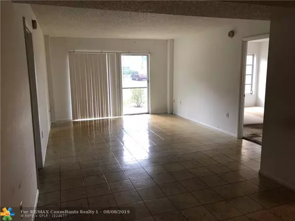 Lauderhill, FL 33319,4156 Inverrary Dr  #110