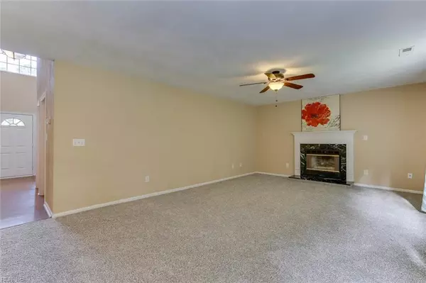 Hampton, VA 23666,27 Gallaer CT