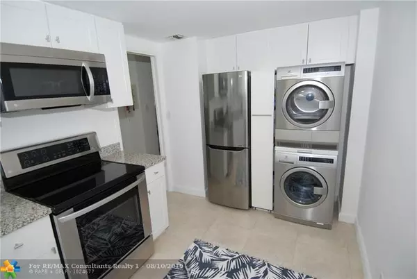 Fort Lauderdale, FL 33316,2100 S Ocean Dr  #2E