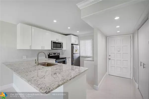 4489 Luxemburg Ct  #204,  Lake Worth,  FL 33467