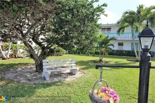 Deerfield Beach, FL 33442,156 Markham H  #156