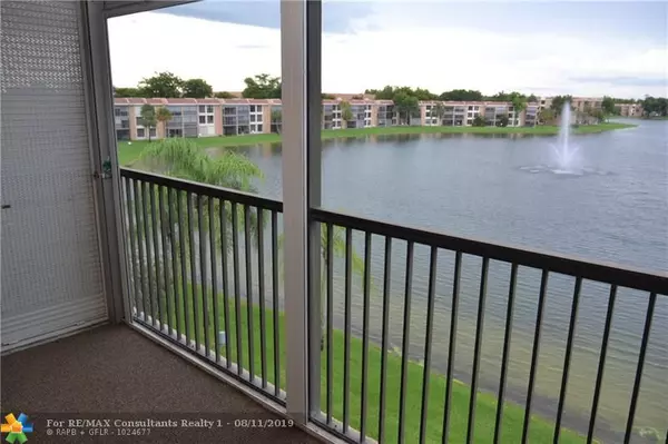 Margate, FL 33063,6241 Coral Lake Dr  #405