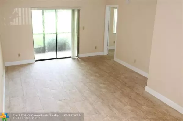 Sunrise, FL 33326,15705 W Waterside Cir  #102