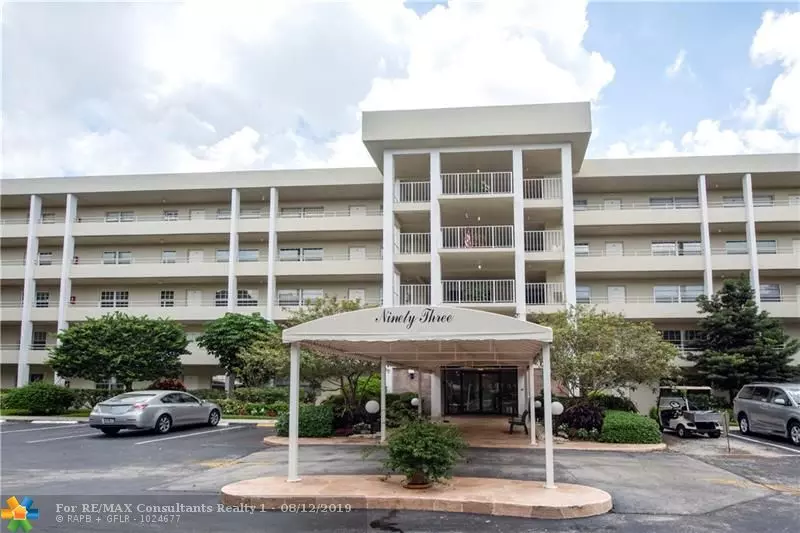 806 Cypress Blvd  #204, Pompano Beach, FL 33069