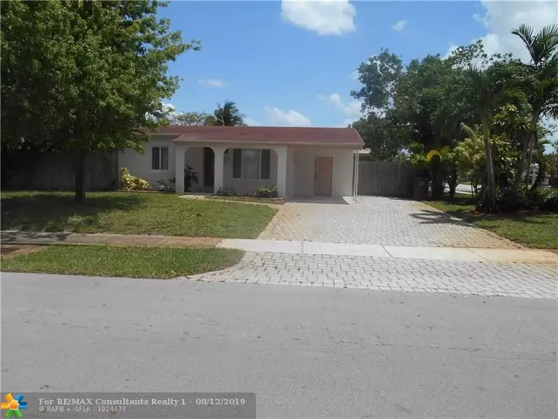 160 NE 55th St, Oakland Park, FL 33334