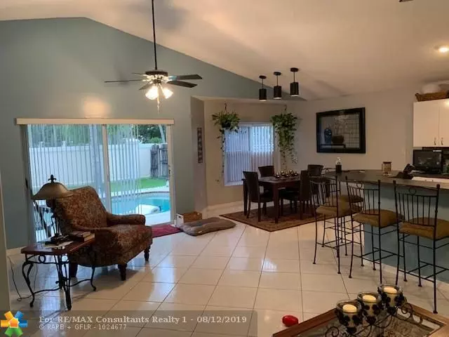 9756 SW 59, Cooper City, FL 33326