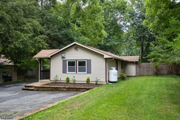 4 BELLS PATH, Byram Twp., NJ 07874