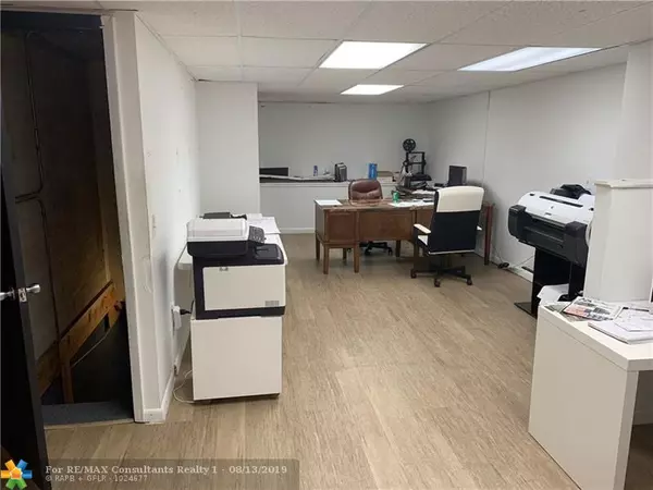 Pompano Beach, FL 33069,1775 Blount Rd  #410