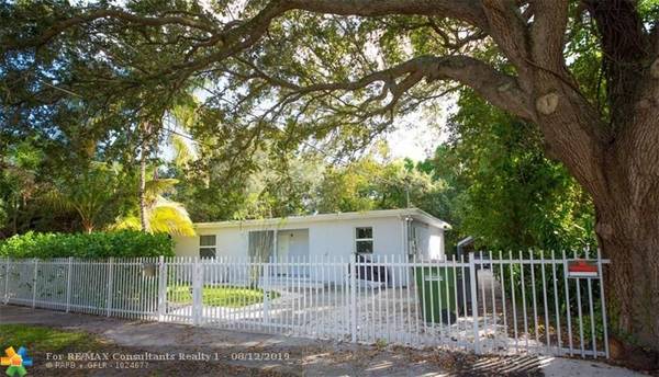 546 NE 128th St, North Miami, FL 33161