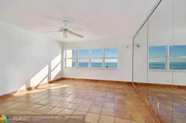 Fort Lauderdale, FL 33316,2100 S Ocean Dr  #16-L