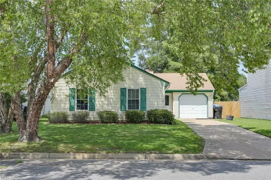 3904 Morning Light LN, Virginia Beach, VA 23456