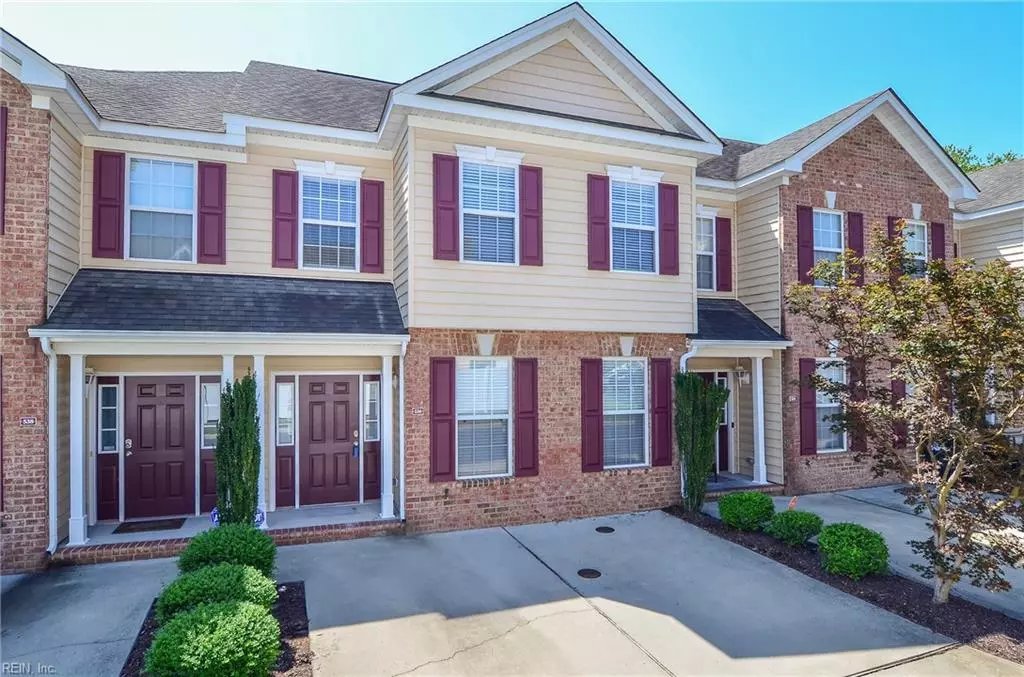 Newport News, VA 23602,536 Heatherwood LOOP