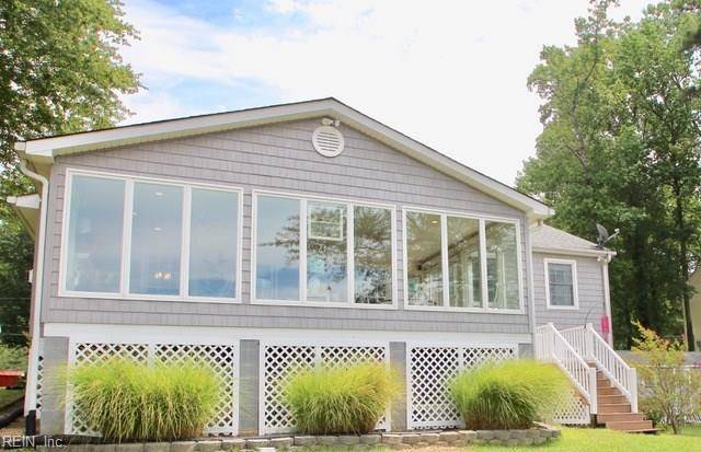 173 Beach DR, Hartfield, VA 23071
