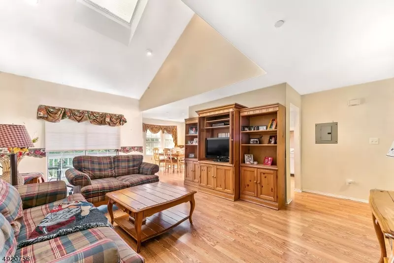 10 PASTURE CT, Roxbury Twp., NJ 07852
