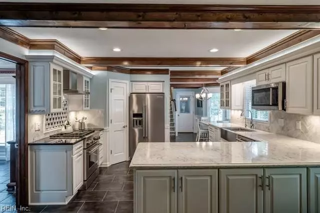 1929 Pine View AVE, Virginia Beach, VA 23456
