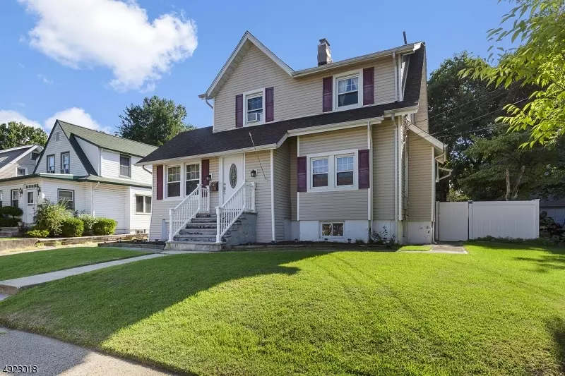 63 Smith Ave, Bergenfield Boro, NJ 07621
