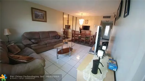 Lauderdale Lakes, FL 33313,5031 W Oakland Park Blvd  #307C