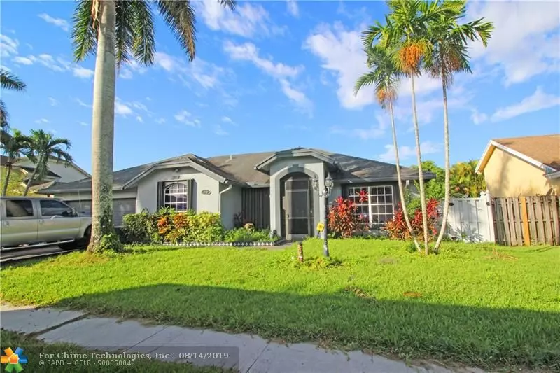 913 SW 149th Way, Sunrise, FL 33326