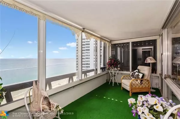 Lauderdale By The Sea, FL 33308,3900 N Ocean Dr  #14H