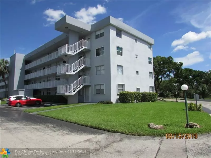 121 Royal Park Dr  #4A, Oakland Park, FL 33309