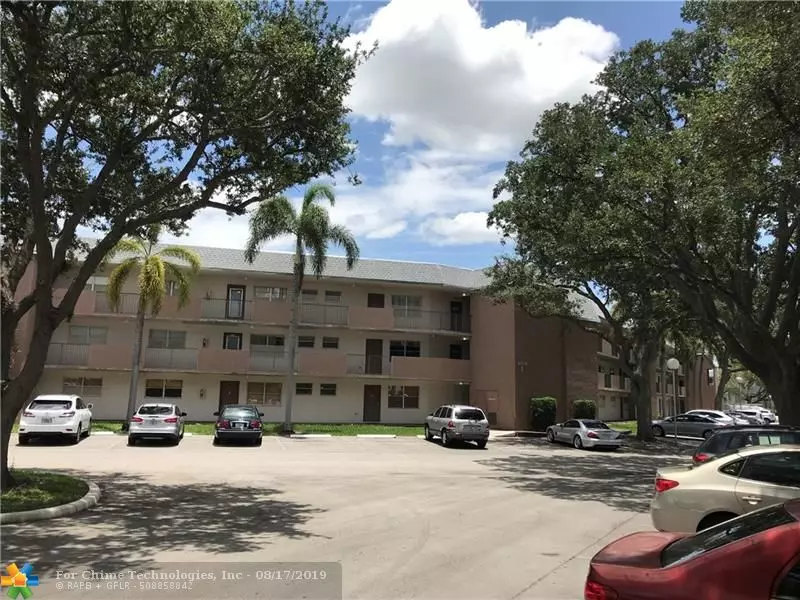 8305 NW 61st St  #212, Tamarac, FL 33321