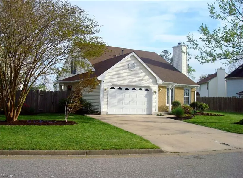 1017 Eagle Point DR, Virginia Beach, VA 23456