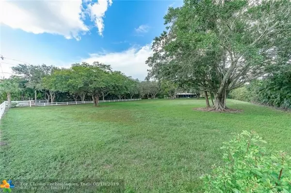 Southwest Ranches, FL 33330,13451 Mustang Trl