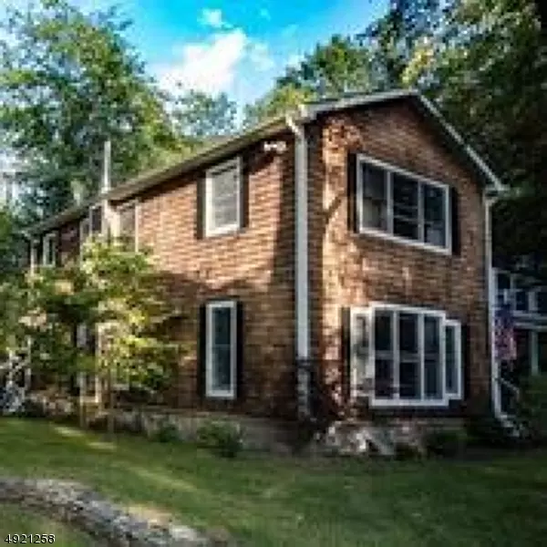 5 DRAKE RD, Frankford Twp., NJ 07860