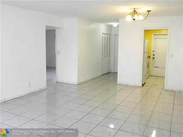 Hollywood, FL 33021,515 S Crescent Dr  #107