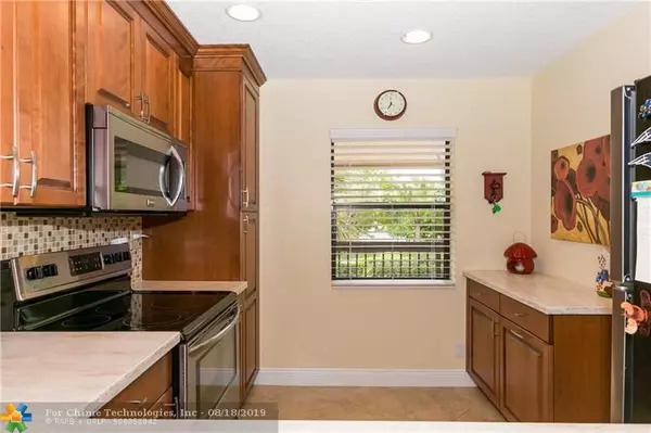 Coconut Creek, FL 33066,3181 Carambola Cir  #2391