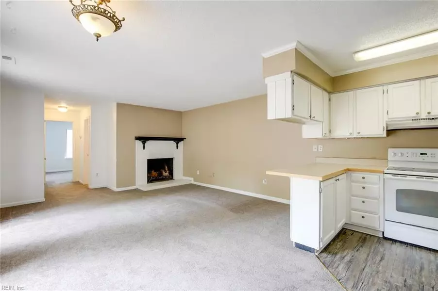 1104 Ocean Pebbles Way, Virginia Beach, VA 23451
