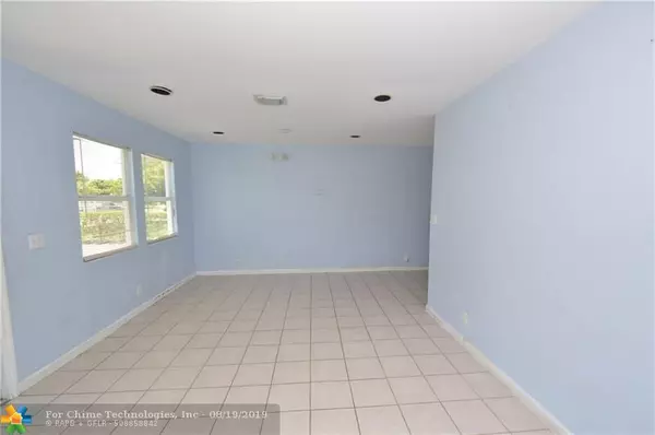 Delray Beach, FL 33444,109 SW 7th St