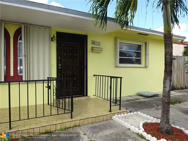 4370 E 8th Ct, Hialeah, FL 33013