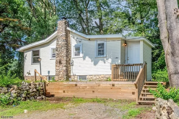 9 BIRCHWOOD DR, Mount Olive Twp., NJ 07828