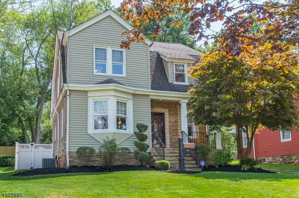 29 EASTWOOD PL, Cedar Grove Twp., NJ 07009